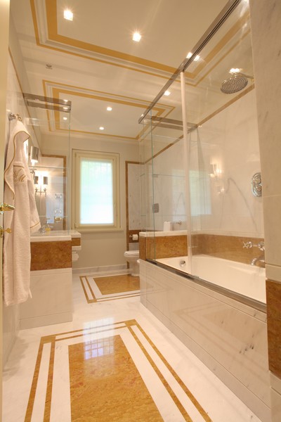 RIVESTIMENTO BAGNO